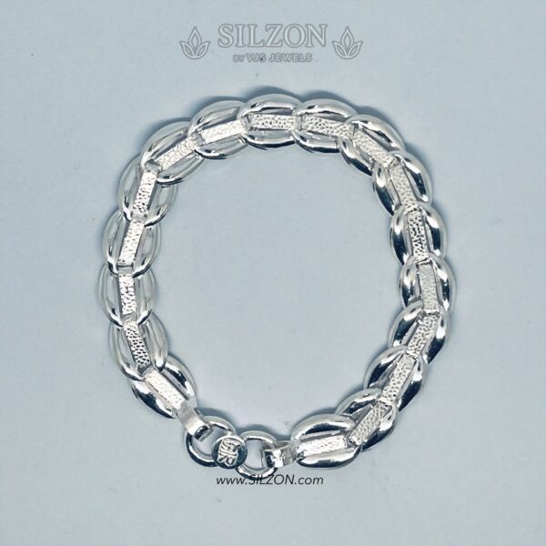 Luxury Link Textured Bracelet In Silver